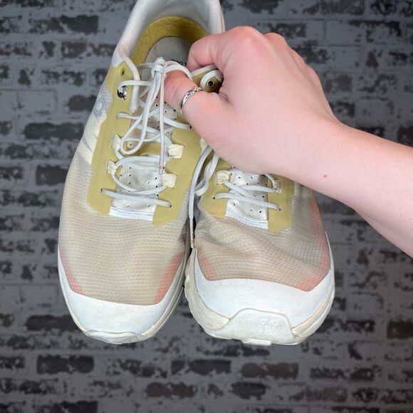 Oncloud | women free people collab sneakers - Picture 7 of 8